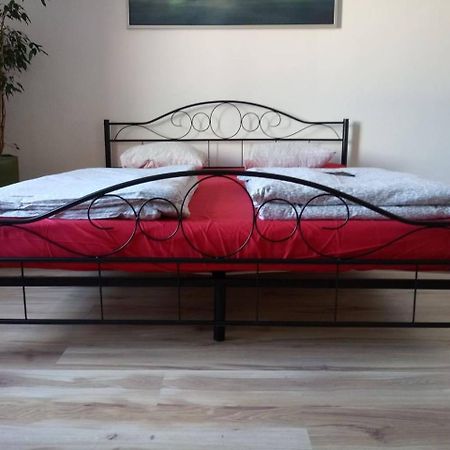 Hostel Awangarda Poznań Exteriör bild