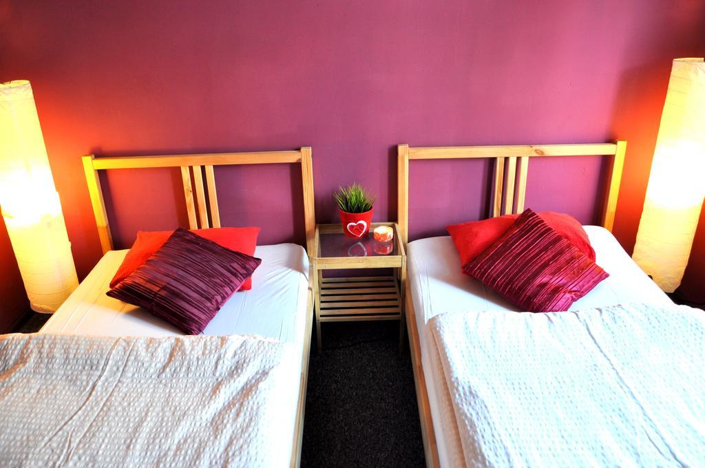 Hostel Awangarda Poznań Rum bild