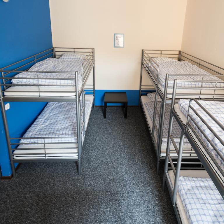 Hostel Awangarda Poznań Exteriör bild