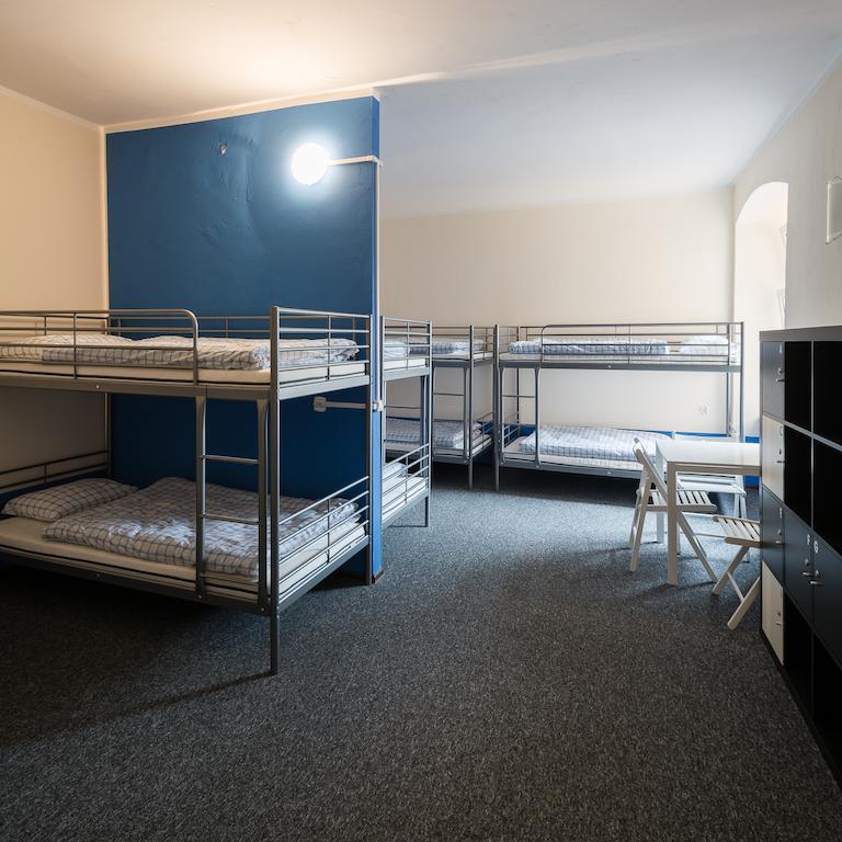 Hostel Awangarda Poznań Rum bild
