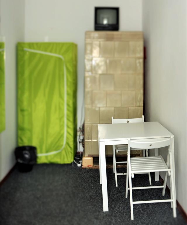 Hostel Awangarda Poznań Exteriör bild